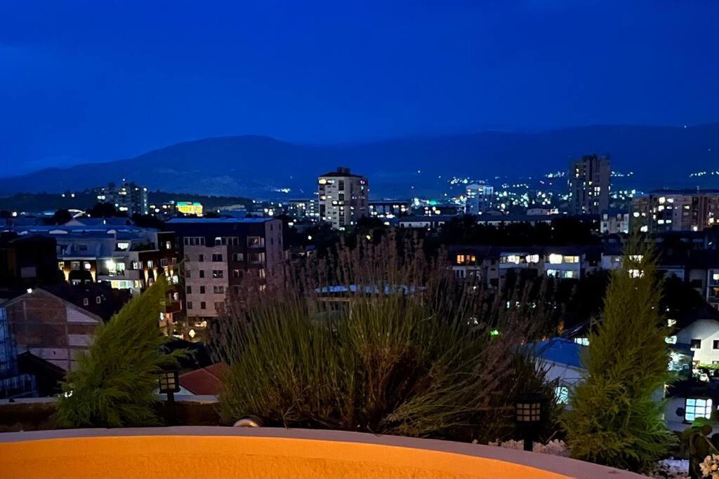 The White Soap Rooftop Üsküp Dış mekan fotoğraf